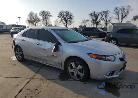 2013 Acura Tsx z USA, uszkodzony, nr VIN JH4CU2F48DC008731
